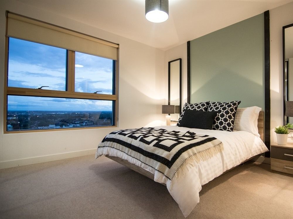 ホテル The Penthouse At Hewitt レディング エクステリア 写真