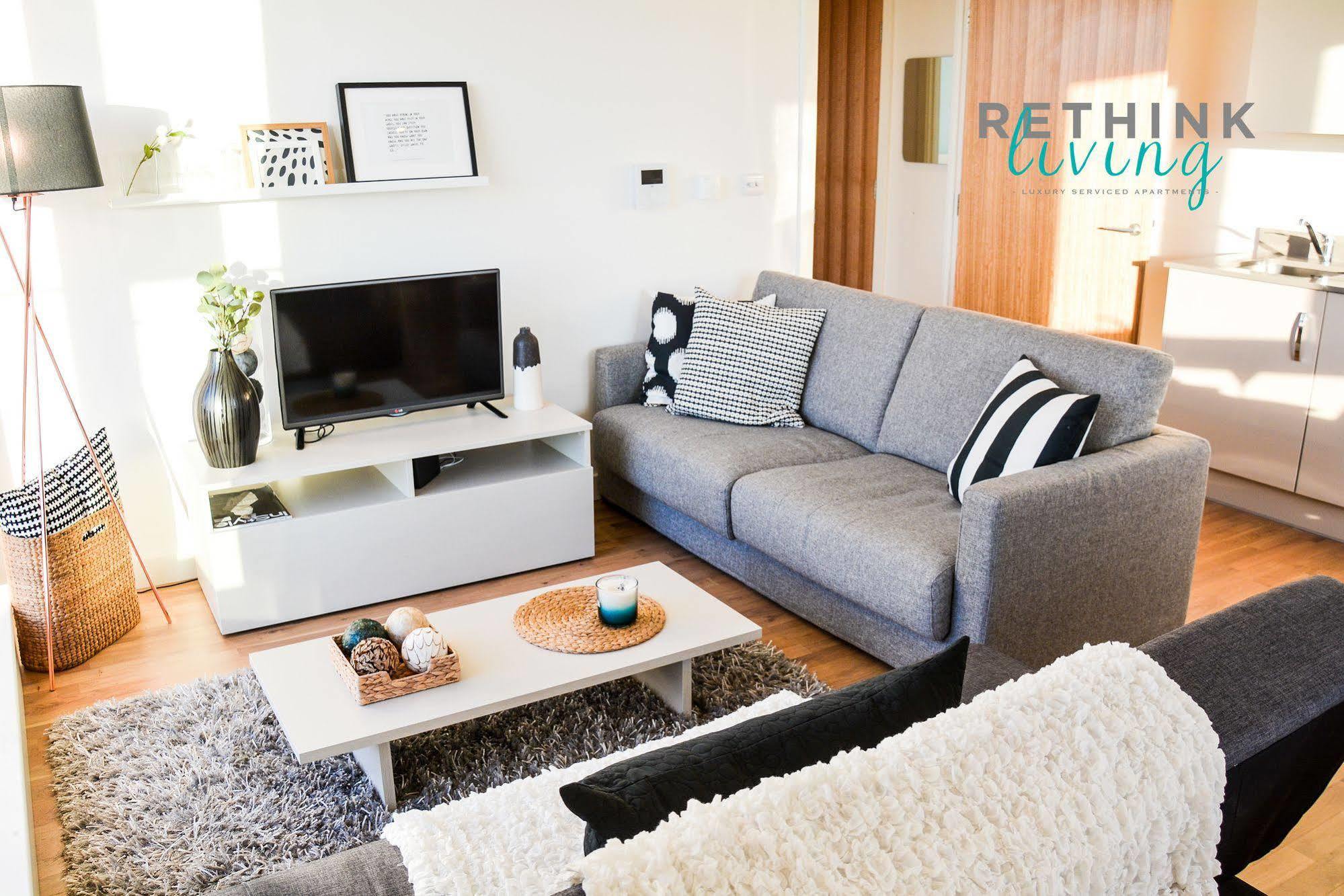 ホテル The Penthouse At Hewitt レディング エクステリア 写真